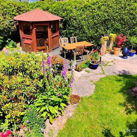 Marre - Mit Grill, Feuerstelle Und Gartensauna *